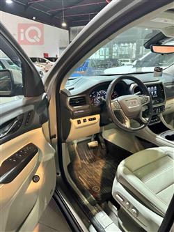 GMC Acadia
